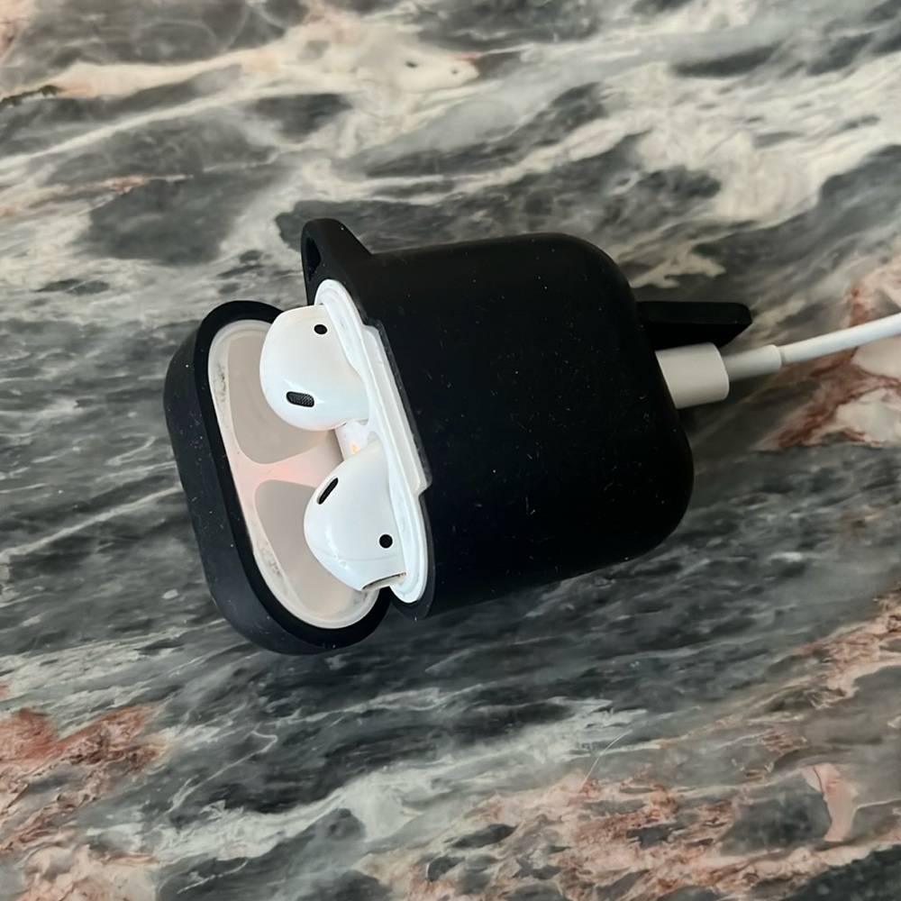 AirPods with case